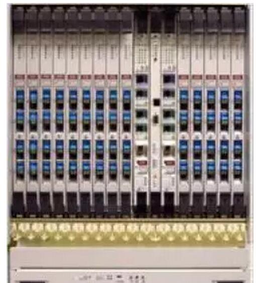 OLT光設備